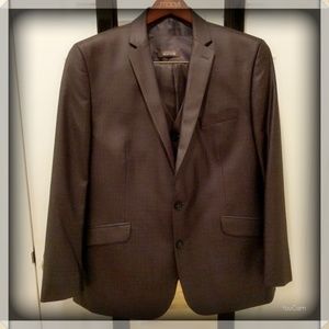 Kenneth Cole Reaction 3 Piece Suit - 46R 40W